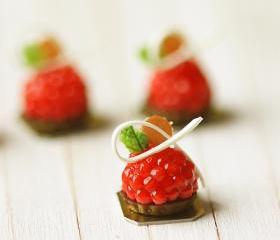Dollhouse Miniature Food - Raspberry White Chocolate Tart 1/12 Dollhouse Miniature Scale