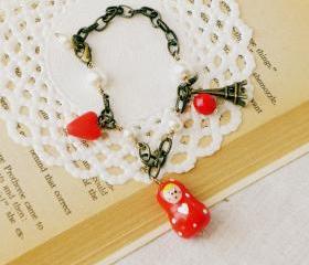 'Baiser sous la Tour Eiffel' matryoshka bracelet, polymer clay, red and white, Valentines day 