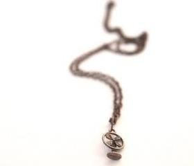 Small Fan Vintage Style Antique Brass Necklace, perfect for a Vintage Style Wedding - Stay Cool