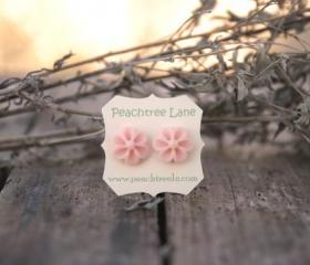 Peach-Pink Flower Post Earrings Bridesmaid Gifts - Peony