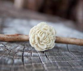 Ivory-Cream Peony Flower Antique Brass Adjustable Ring - Pearl