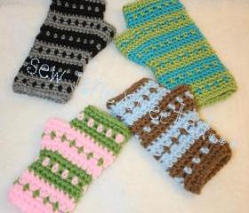 Diamonds and stripes fingerless gloves