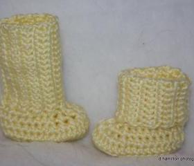 Crochet Cuffed baby Booties