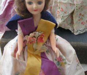 International Beauties Vintage Dolls
