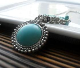 Bohemian Styled Turquoise Pendant Necklace