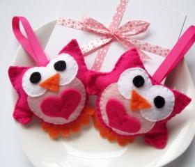 2 valentine owls, Mini felt owls A127