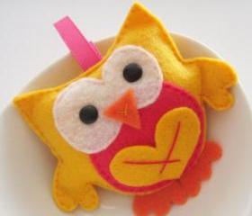 Stuffed owl, mini felt owl birthday gift for a little child A124