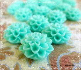 6 Resin Chrysanthemum Flower Cabochons Accessory 15x8mm