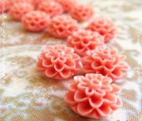 6 Resin Chrysanthemum Flower Cabochons Accessory 15x8mm