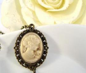 Cameo necklace, vintage style jewelry