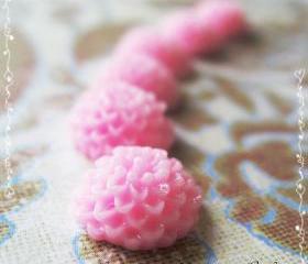 6 Resin Chrysanthemum Mum Flower Cabochons Accessory 10x4.5mm