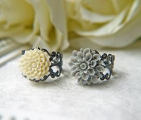  Sale. Black And White Gothic Flower Ring Set. 