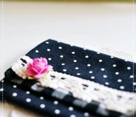 Wesley purse in linen dots and gingham shades of black 