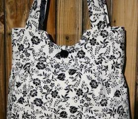 Black and White floral 3 piece purse set with matching wallet and makeup bag, clutch