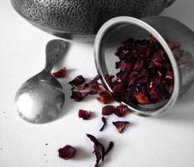 Witch's Brew Pomegrenate, Orange Peel and Berry Tea Infusion