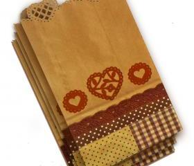 Hand-Crafted Scalloped Heart Gift Bag