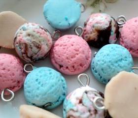 6pcs Assorted Flavors Ice cream scoop charms 
