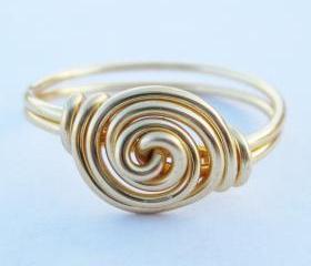 Gold Rosette Ring