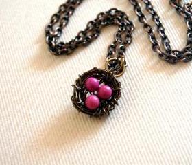 Bird nest necklace with pink turqouise