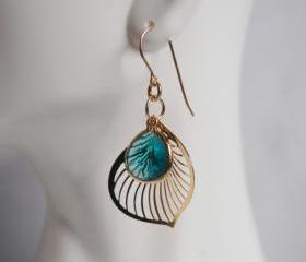 Leaf Charm and bezel setting Paraiba blue Earrings