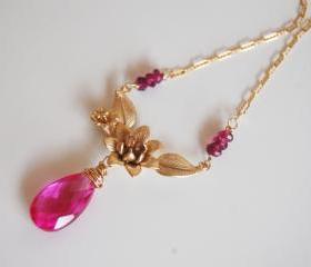 Hot pink Quartz And Gold Plated Flower pendant Necklace