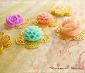 12 Brass Vintage Filigree Caps - Connectors Flower, 26mm, Hole: 1mm