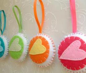 Colorful Home Decoration - Set of 4 - Bauble Heart Ornaments/favors/decor