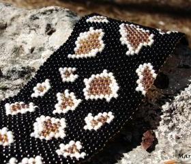 OOAK Snake Skin Natural history. Beadwoven cuff / bracelet, texture fashion jewelry. Woodland