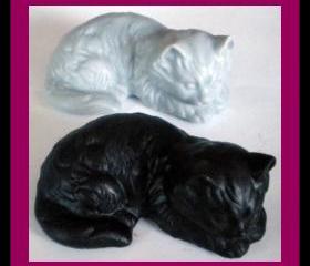 Soap - Cat Kitten - 3-D - Made With Goat Milk - Choose Your Scent and Color