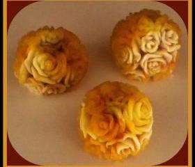 Soap - Creme Brulee Scented Rose Soaps - Made with Goat's Milk - Set of 3 - Weddings, Party Favors, Table Decorations