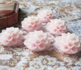 12 Resin Chrysanthemum Flower Cabochons Accessory 15x8mm