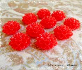 12 Resin Chrysanthemum Flower Cabochons Accessory 15x8mm