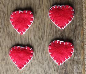 Red heart magnets set of 4. Handmade Felt