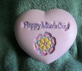 Happy Mom's Day Heart Soap - Pearberry Scent