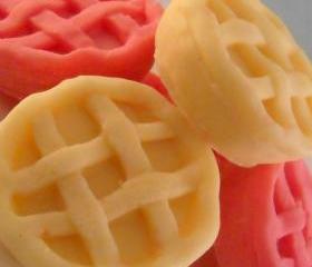 Candle Tart Melts, Pink Lemonade Scented, Mini Pies, Handmade, Soy Wax