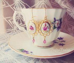 Vintage style earrings 'Floralie' - 'Treasures' collection - filigree handpainted glass cabochon, gold filled, white, pink, fuch