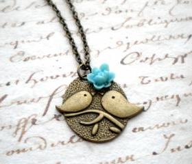 Kissing Couple Pendant - Bird Necklace - Lilac Flower Necklace 