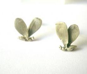 Little bee sterling silver studs-Hand sculpture earrings-Lost wax method-Minimal earrings