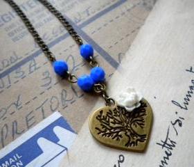 Heart Necklace - Blue White Flower Cabochon Necklace