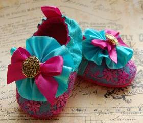 COQUETTE-magenta and turquoise baby shoes