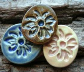 Brown stoneware cabochon
