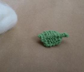 Bamboo leaf brooch
