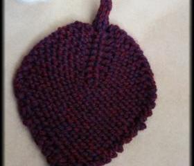 Wool leaf coaster