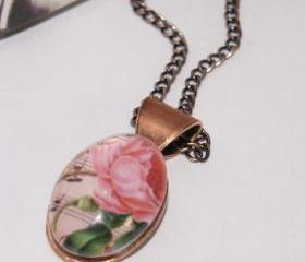 Rose necklace