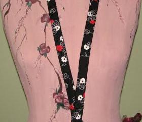 Fabric Lanyard - White Daisies On Dark Gray