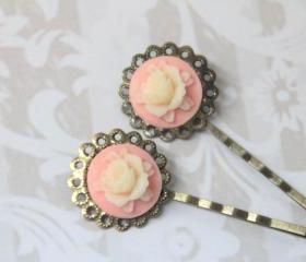 Vintage style bobby pin pink white hair accessories flora pin