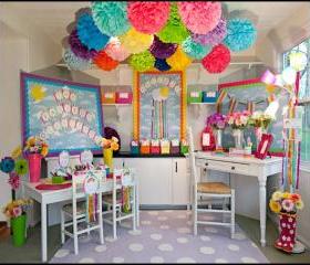 12 Decorative Paper poms