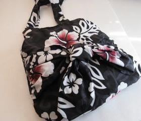 Purse Sarong in Black, White, Pink Fabric