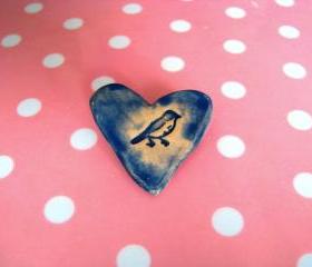 Birdie heart brooch / pin / button / badge. Ceramic. Made in Wales, UK