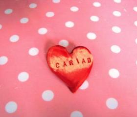 Cariad / Love heart brooch / pin / button / badge. Ceramic. Made in Wales, UK